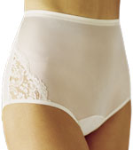Vanity Fair Perfectly Yours Lace Nouveau Brief